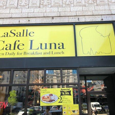 Lasalle Cafe Luna